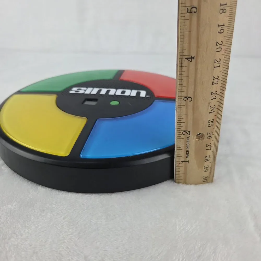 2013 Hasbro Simon Electronic Memory Game Lights Sounds Tested Working #1897